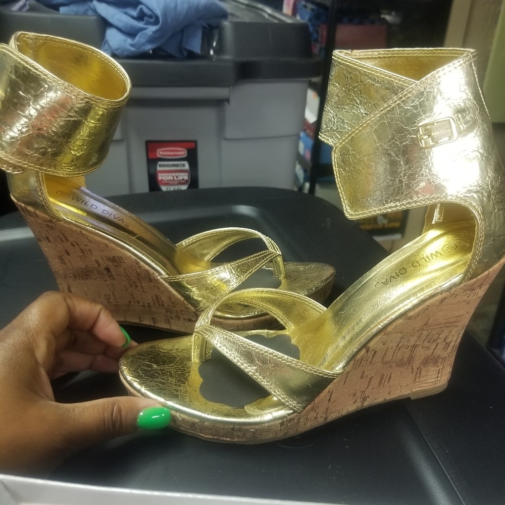 Gold thong wedge sandals